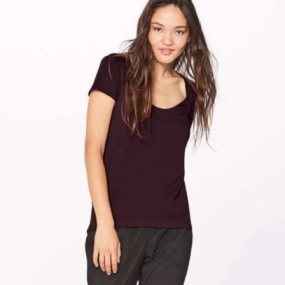 Lululemon Maroon Scoop Neck T-Shirt